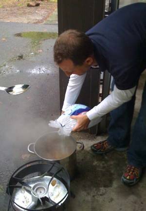 Cooling the wort with ice